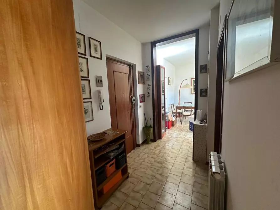 Immagine 7 di Appartamento in vendita  a Ortonovo