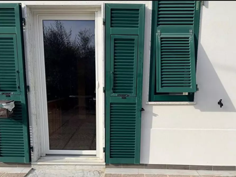 Immagine 17 di Casa semindipendente in vendita  a Sarzana