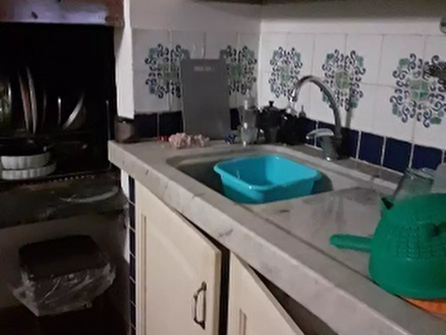 Immagine 14 di Casa semindipendente in vendita  a Carrara