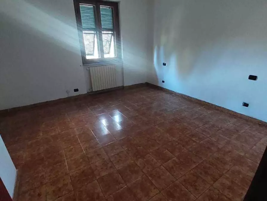 Immagine 9 di Casa semindipendente in vendita  a Ameglia