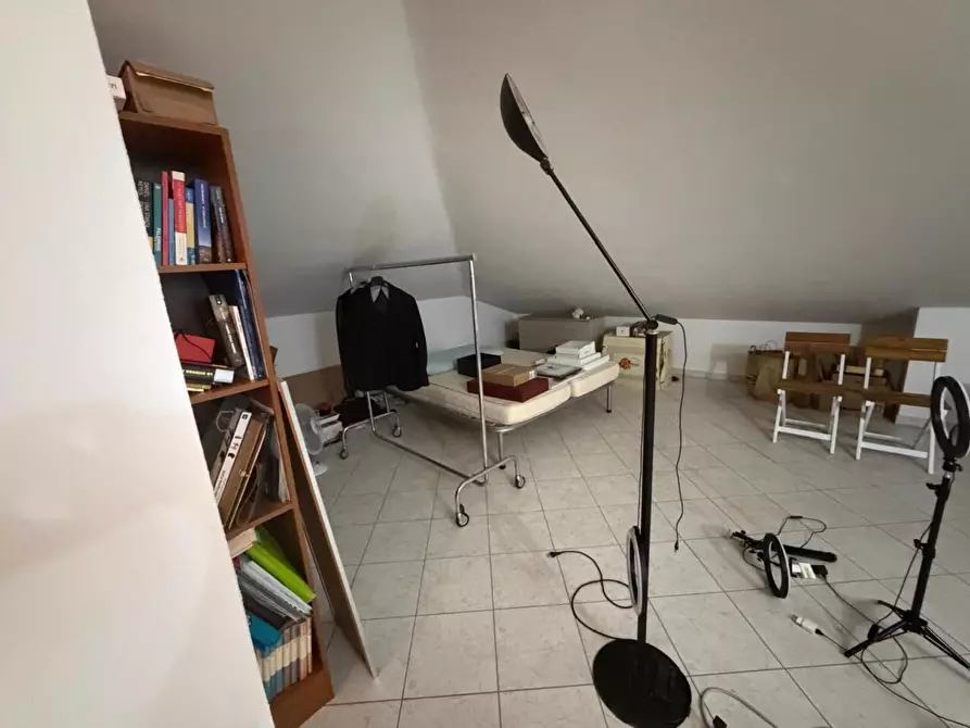 Immagine 23 di Villa in vendita  a Ortonovo
