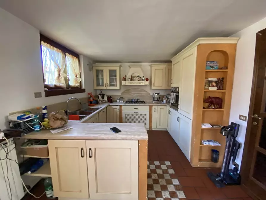 Immagine 2 di Casa semindipendente in vendita  a Castelnuovo Magra