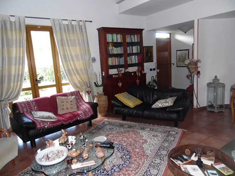 Immagine 16 di Villa in vendita  a Aulla