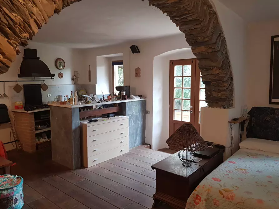 Immagine 40 di Villa in vendita  a Carrara