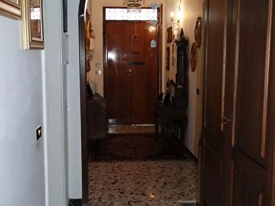 Immagine 22 di Casa semindipendente in vendita  a Ortonovo