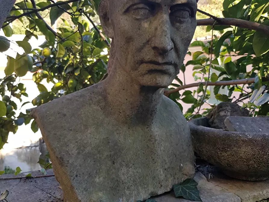 Immagine 51 di Casa indipendente in vendita  a Carrara