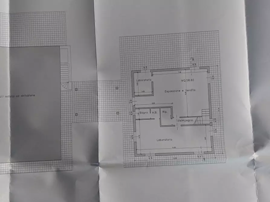 Immagine 37 di Villa in vendita  a Ameglia