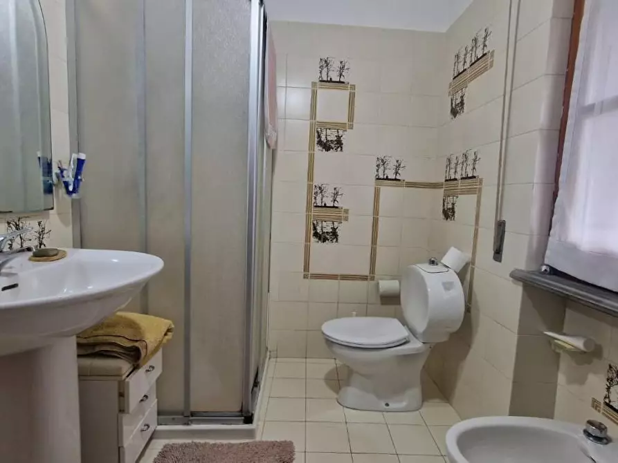 Immagine 31 di Casa bifamiliare in vendita  a Sarzana