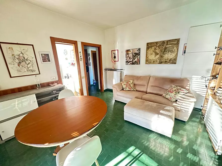 Immagine 1 di Appartamento in vendita  a Sarzana