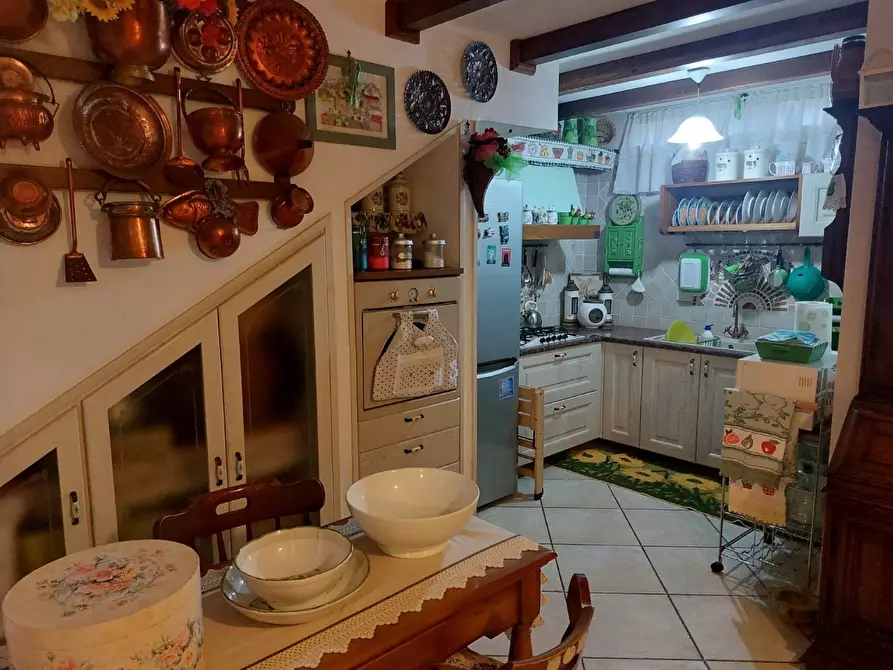 Immagine 15 di Terratetto in vendita  a Castelnuovo Magra