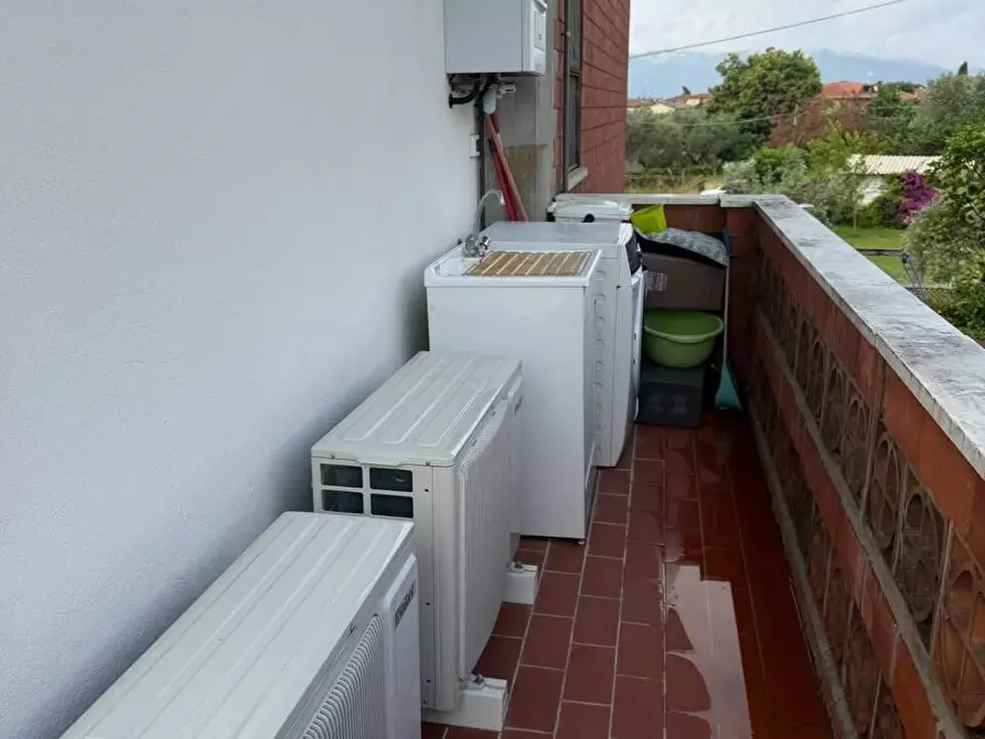 Immagine 13 di Appartamento in vendita  a Ortonovo