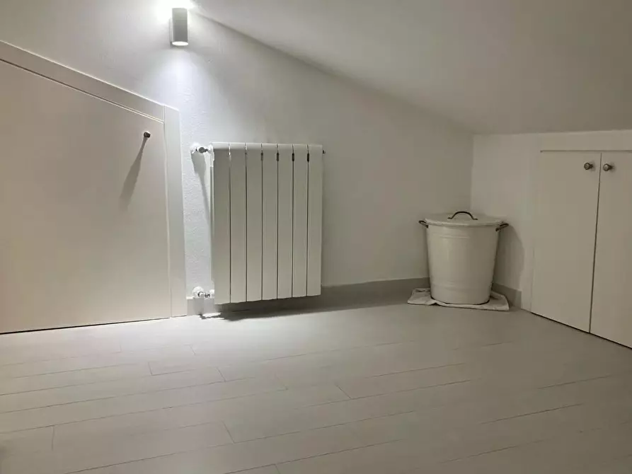 Immagine 25 di Villa in vendita  a Sarzana