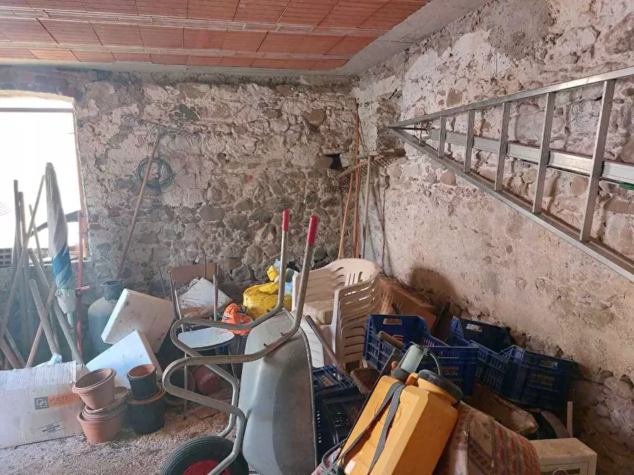 Immagine 23 di Terratetto in vendita  a Castelnuovo Magra