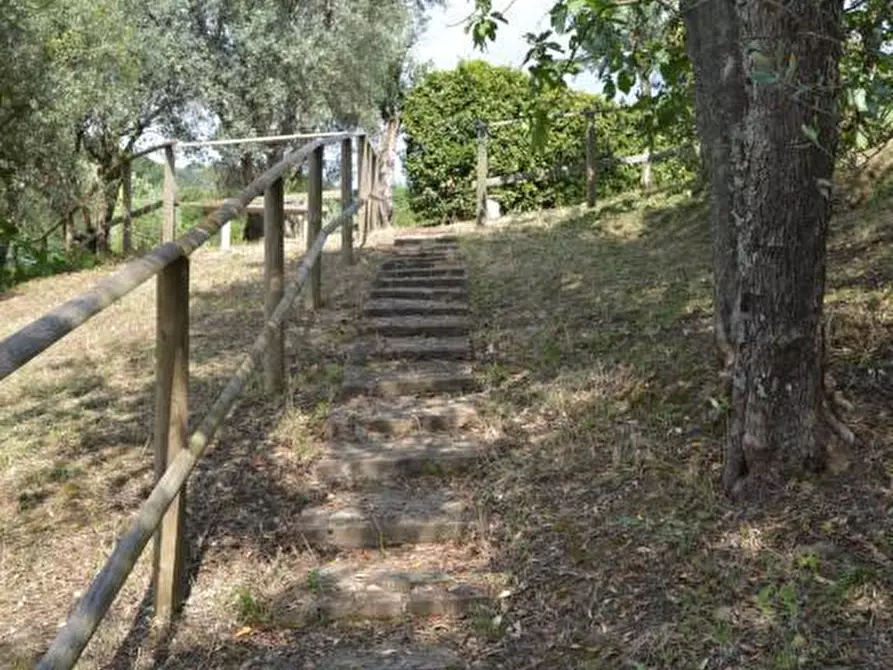 Immagine 26 di Villa in vendita  a Castelnuovo Magra