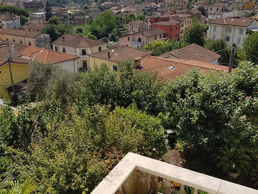 Immagine 3 di Casa semindipendente in vendita  a Carrara