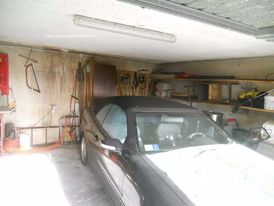 Immagine 45 di Villa in vendita  a Castelnuovo Magra