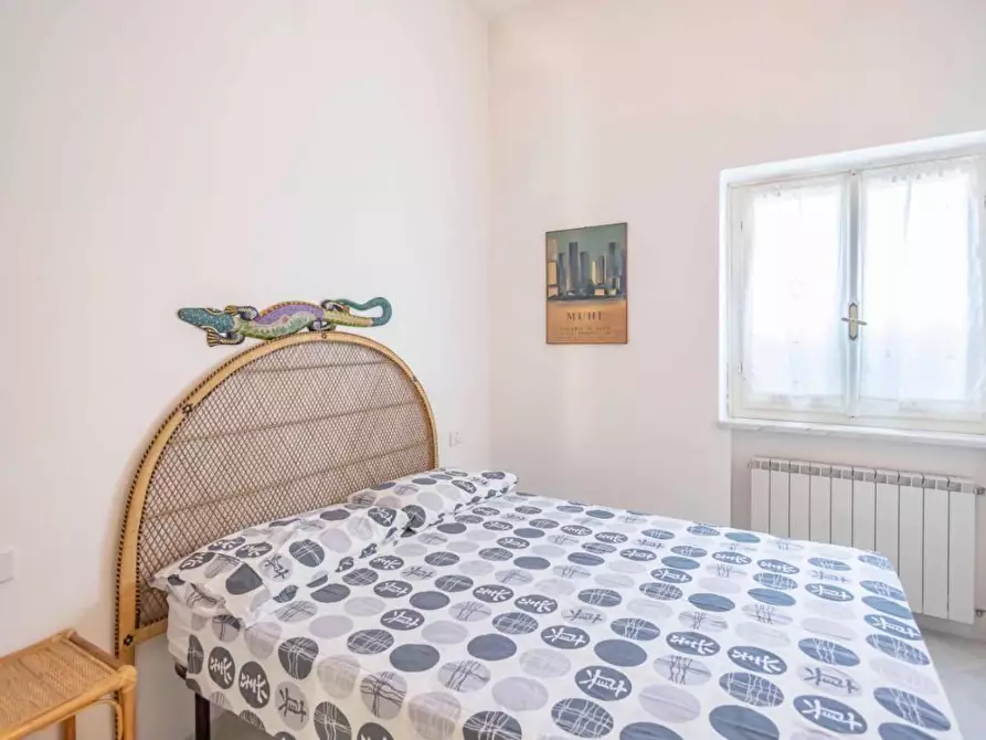 Immagine 23 di Appartamento in vendita  a Ameglia