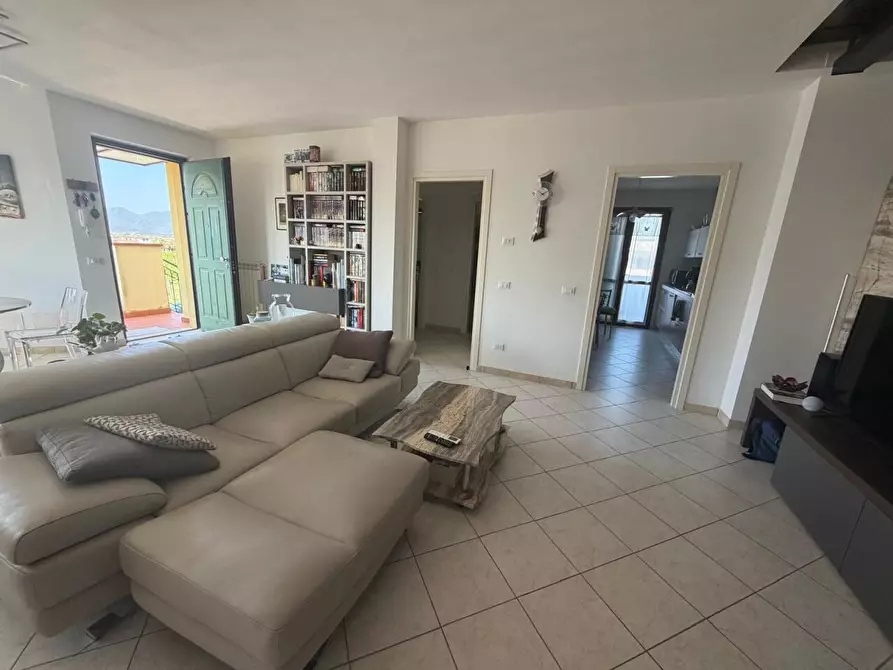Immagine 10 di Villa in vendita  a Ortonovo