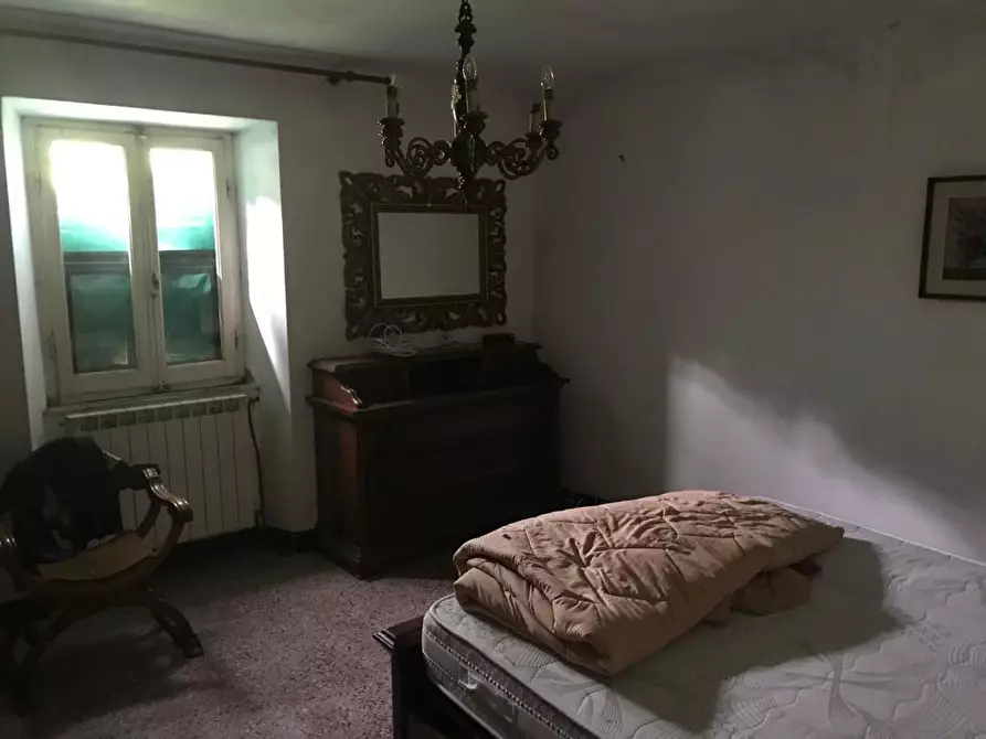 Immagine 10 di Casa indipendente in vendita  a Fosdinovo