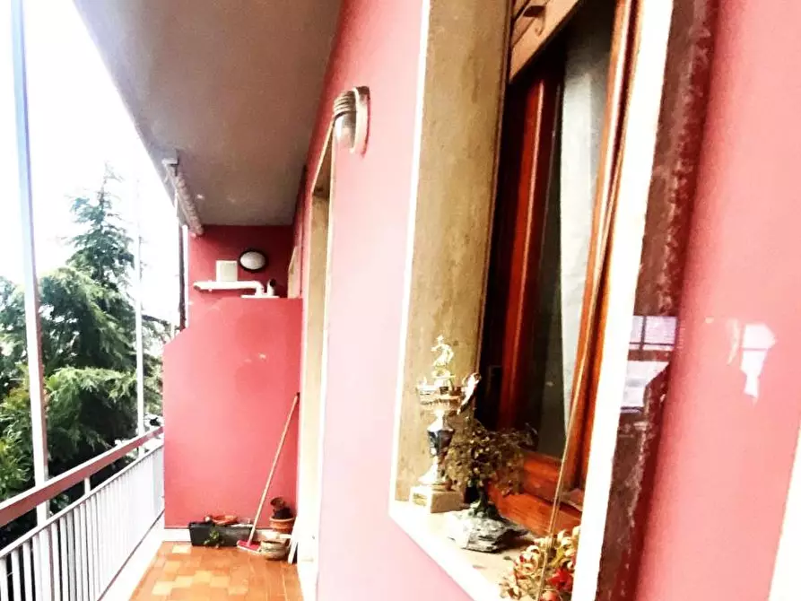 Immagine 3 di Appartamento in vendita  a Carrara