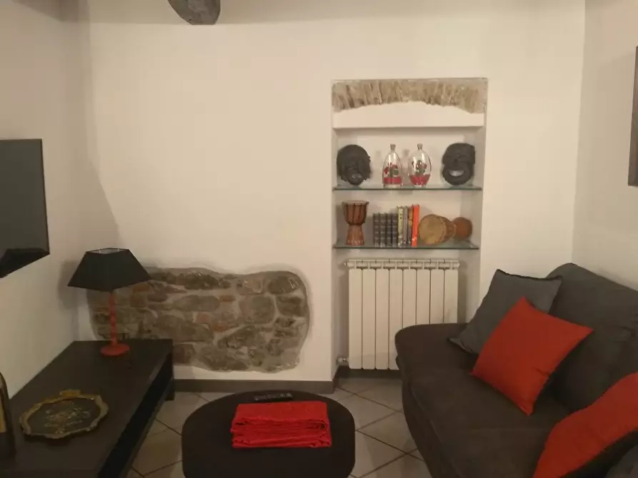 Immagine 7 di Terratetto in vendita  a Ortonovo