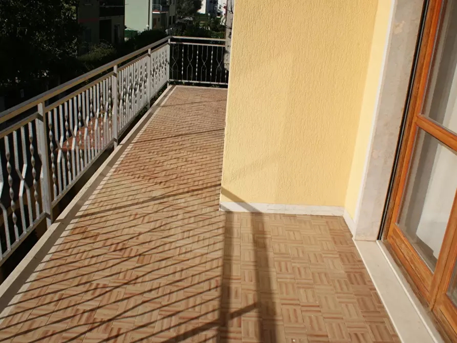 Immagine 18 di Casa indipendente in vendita  a Ortonovo