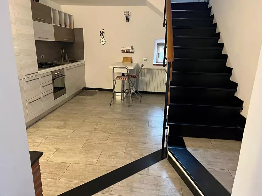 Immagine 5 di Casa indipendente in vendita  a Castelnuovo Magra