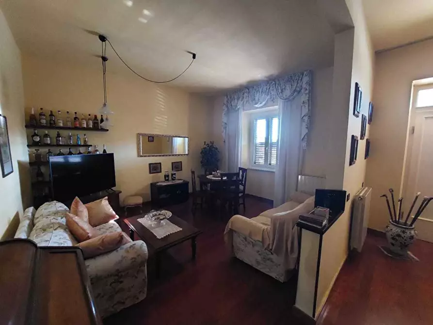 Immagine 2 di Casa semindipendente in vendita  a Castelnuovo Magra