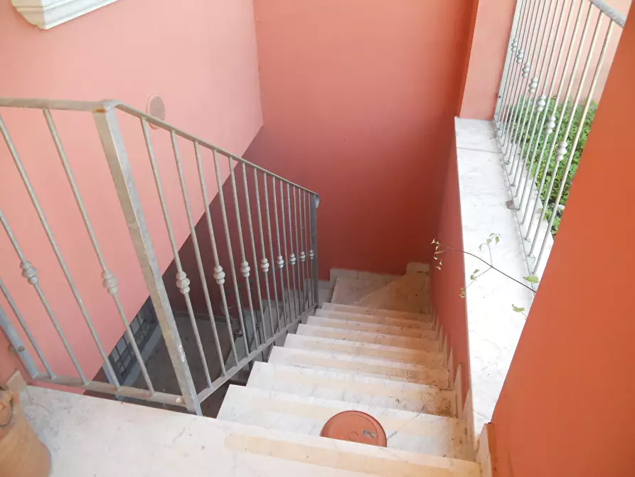 Immagine 41 di Terratetto in vendita  a Castelnuovo Magra