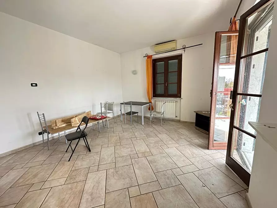 Immagine 17 di Casa semindipendente in vendita  a Ortonovo