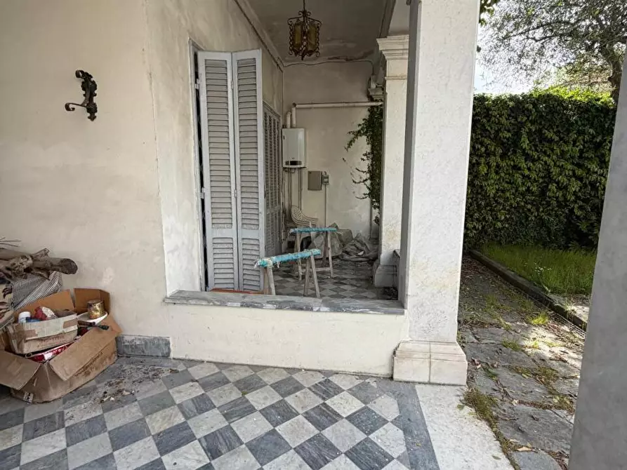 Immagine 34 di Casa indipendente in vendita  a Carrara