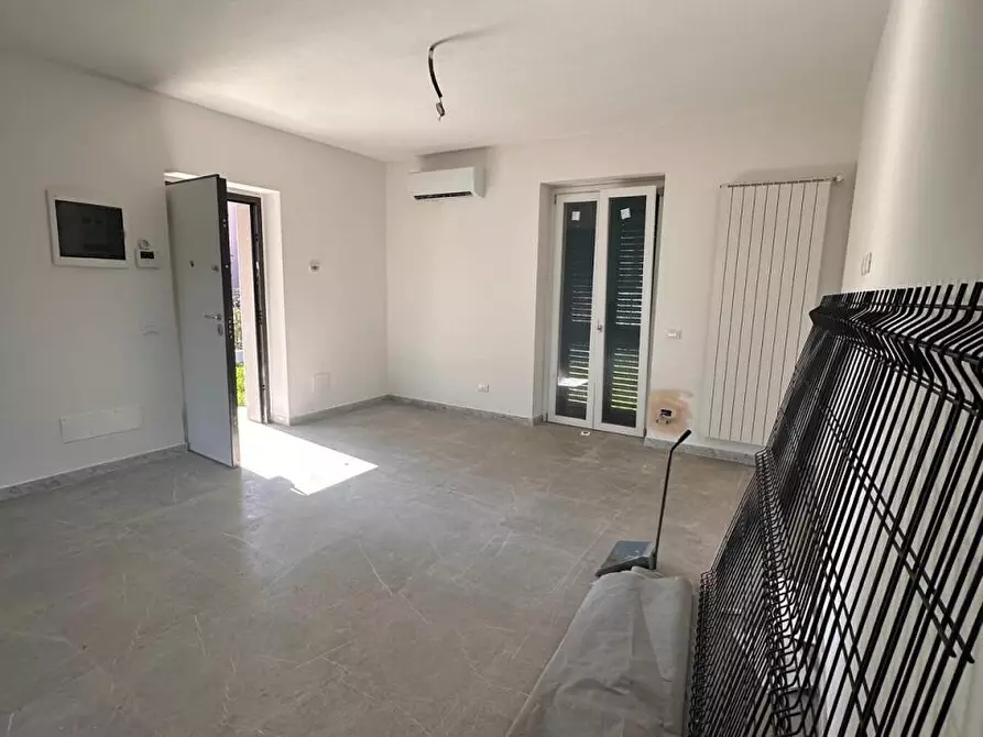 Immagine 12 di Casa semindipendente in vendita  a Ameglia