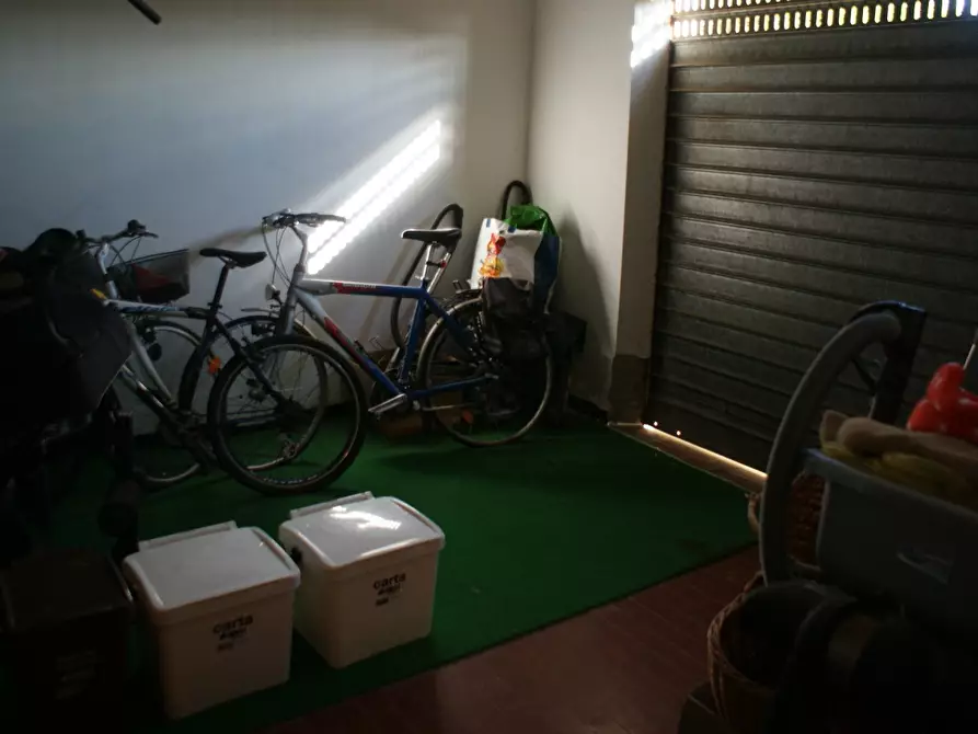 Immagine 11 di Casa indipendente in vendita  a Ortonovo