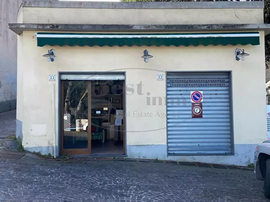 Immagine 1 di Locale commerciale in vendita  a Livorno
