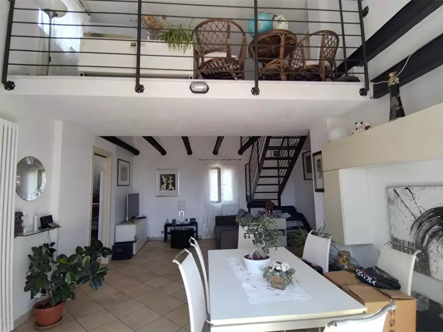 Immagine 1 di Casa semindipendente in vendita  a Castelnuovo Magra