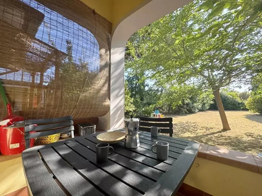 Immagine 4 di Villa in vendita  a Viareggio