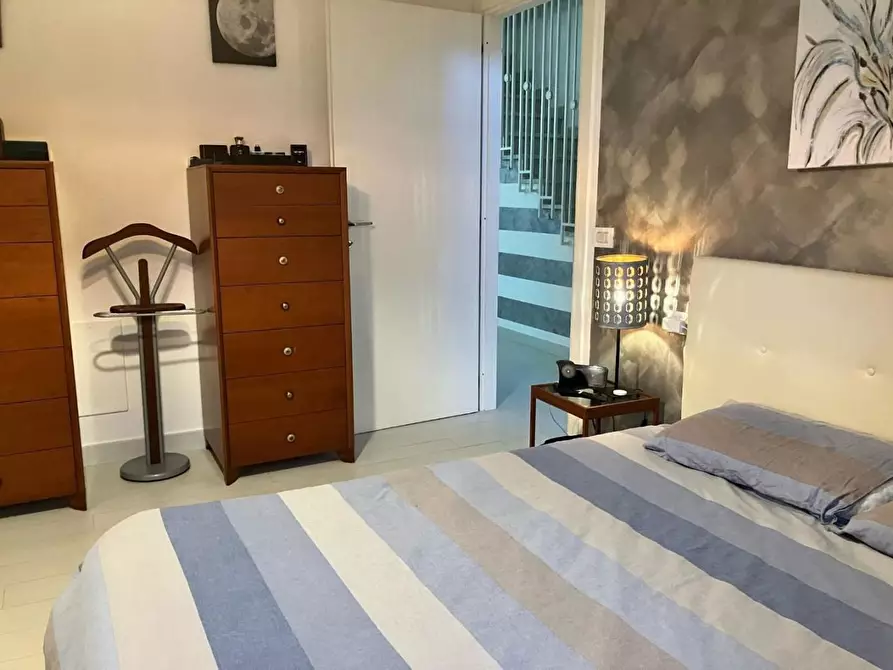 Immagine 14 di Villa in vendita  a Sarzana