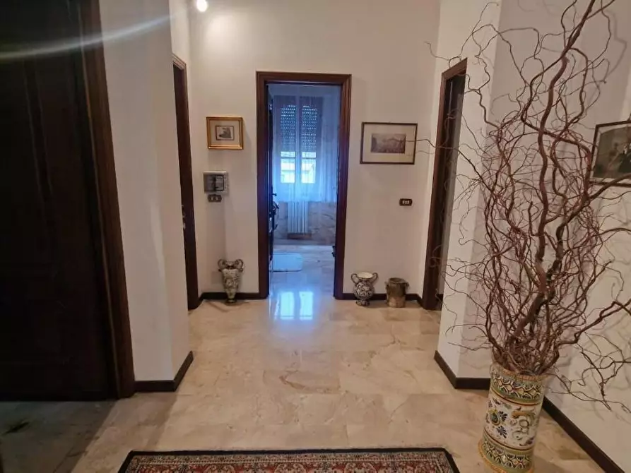 Immagine 18 di Casa bifamiliare in vendita  a Sarzana