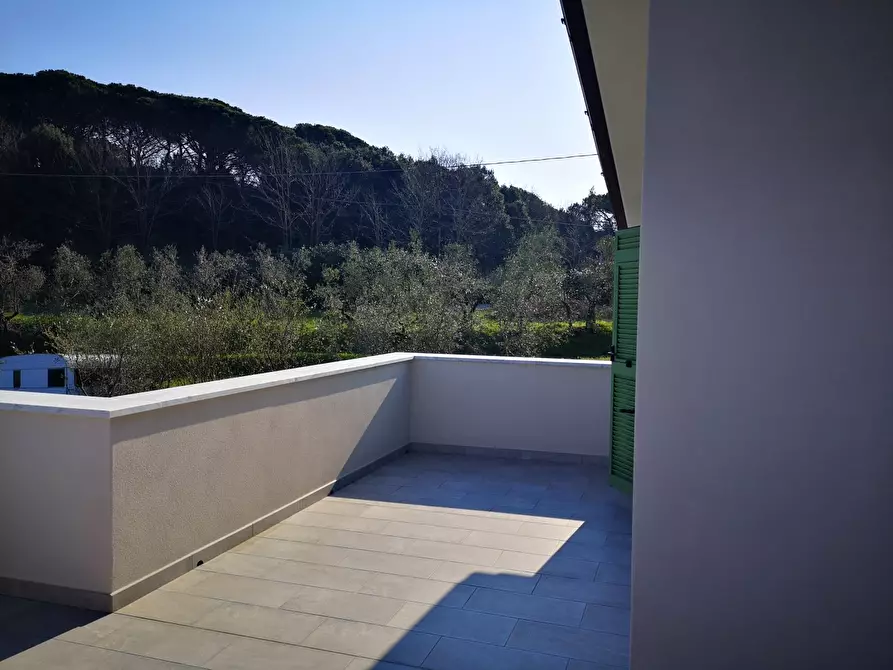 Immagine 12 di Casa semindipendente in vendita  a Fosdinovo