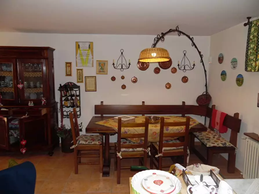 Immagine 17 di Villa in vendita  a Aulla