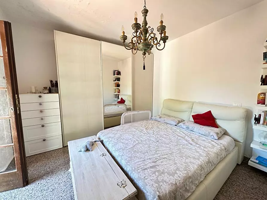 Immagine 10 di Casa indipendente in vendita  a Fosdinovo