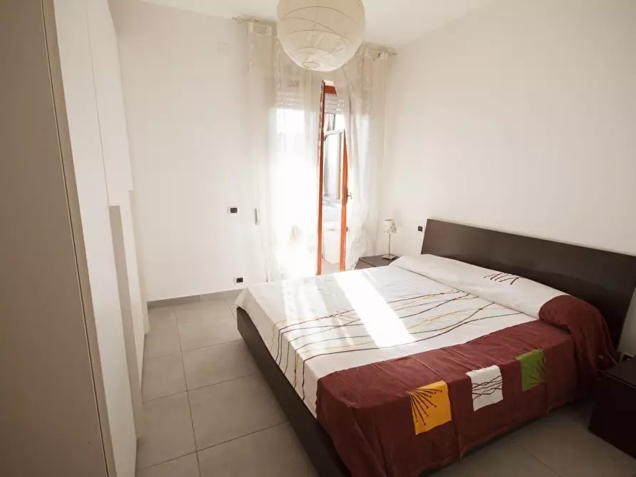 Immagine 10 di Appartamento in vendita  a Ortonovo
