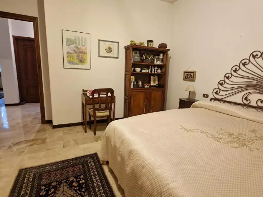 Immagine 22 di Casa bifamiliare in vendita  a Sarzana