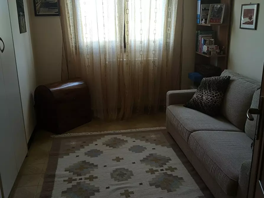 Immagine 18 di Appartamento in vendita  a Castelnuovo Magra