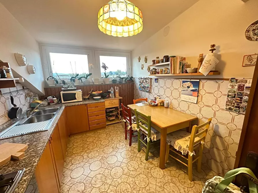 Immagine 7 di Appartamento in vendita  a Sarzana