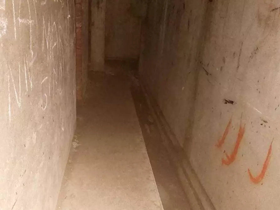 Immagine 28 di Casa semindipendente in vendita  a Ortonovo