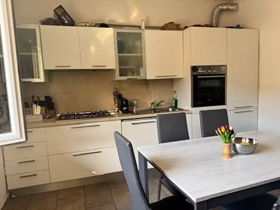 Immagine 2 di Terratetto in vendita  a Ortonovo