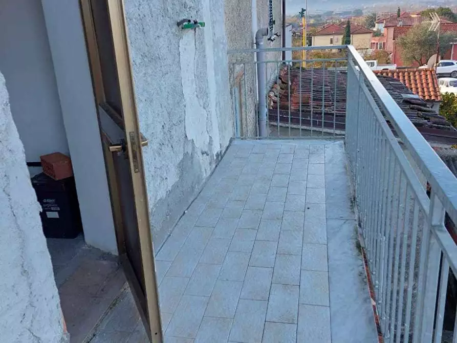 Immagine 5 di Appartamento in vendita  a Castelnuovo Magra