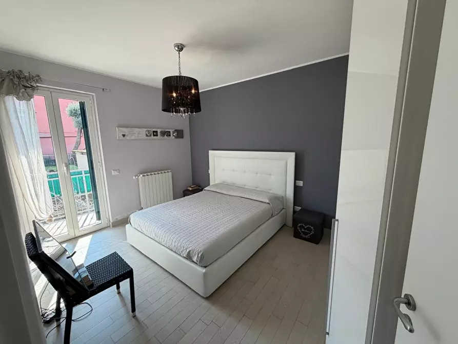 Immagine 6 di Terratetto in vendita  a Ameglia