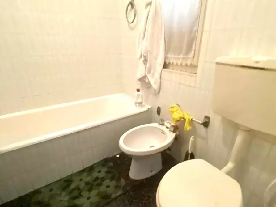 Immagine 4 di Casa indipendente in vendita  a Carrara